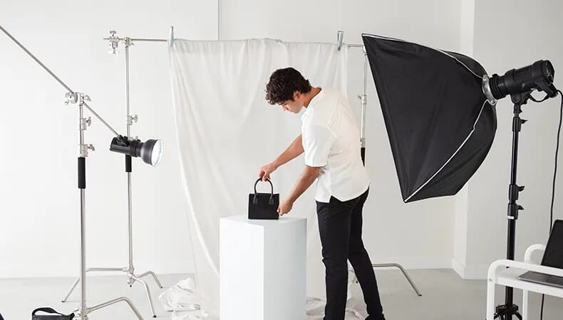 How Product Photos Affect Fashion Buying Decisions